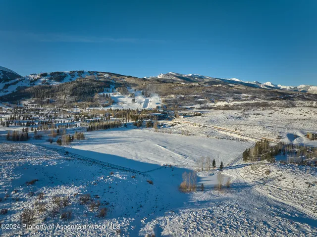 a view of city view and ocean view