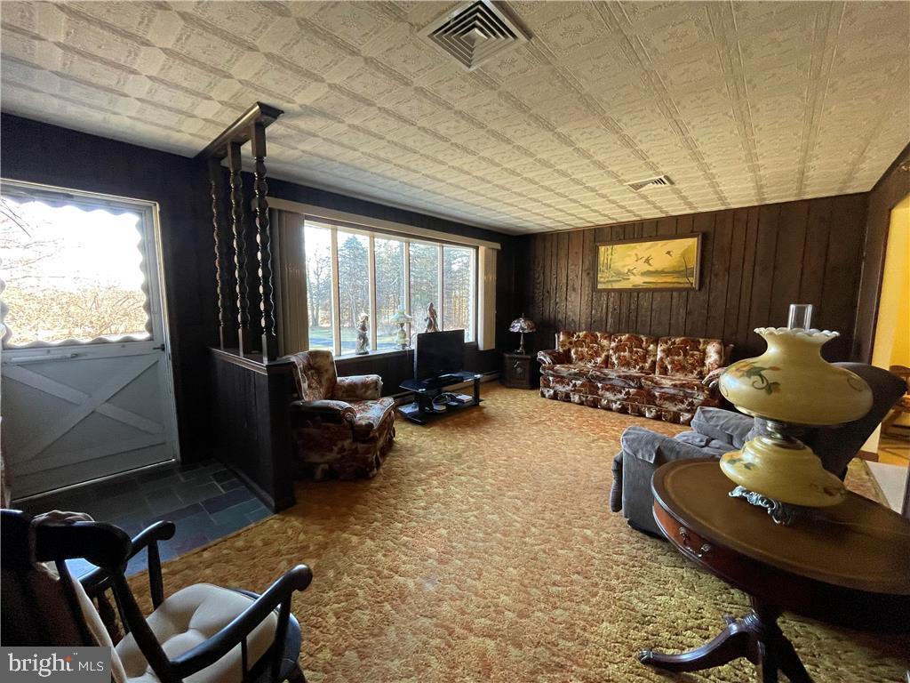 770 Dinkey Road Lehighton, PA 18235 - Photo 17 of 37 Gallery Image 17