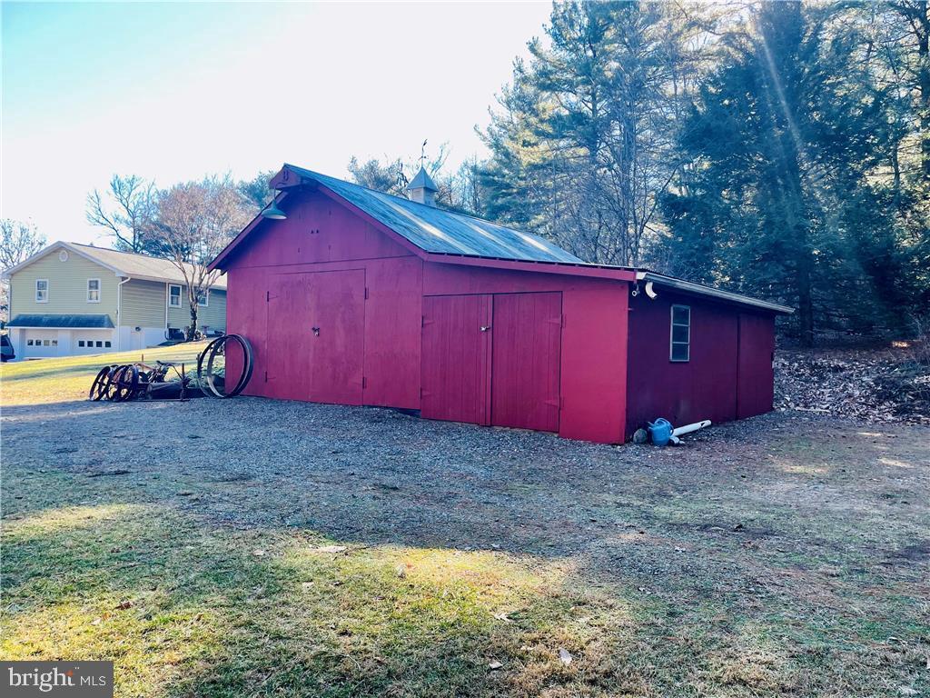 770 Dinkey Road Lehighton, PA 18235 - Photo 10 of 37 Gallery Image 10