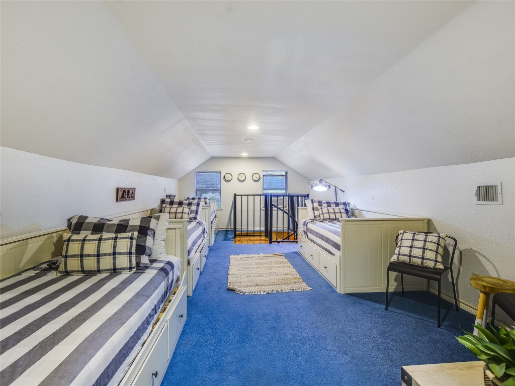 11000 Beach Road Leander, TX 78641 - Photo 18 of 38 a view of furniture and workspace