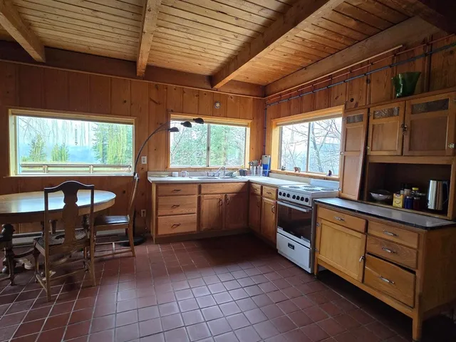 $355,000 | 3434 G Rockcut Road, Kettle Falls, WA 99141