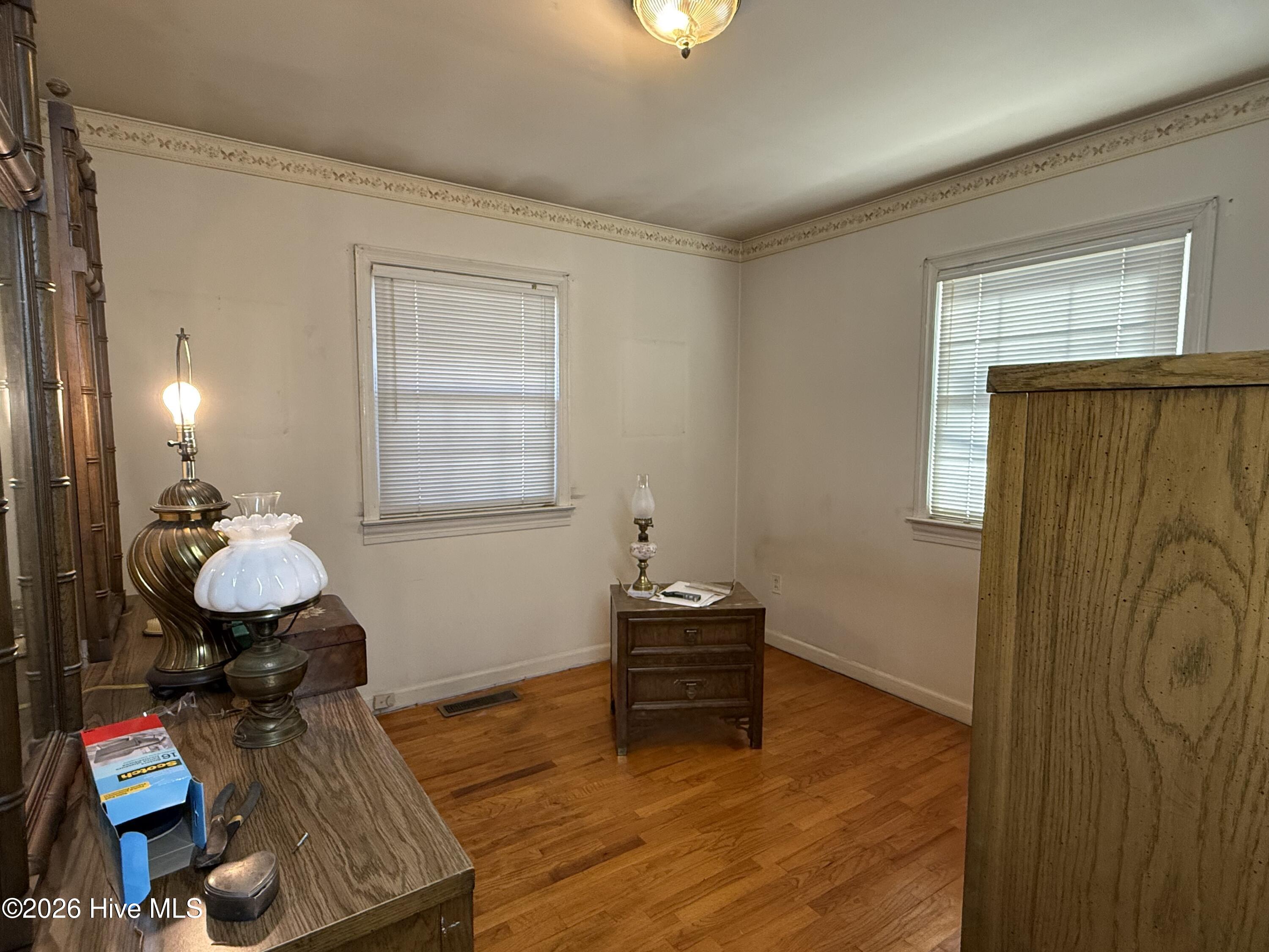 703 Underwood Street Clinton, NC 28328 - Photo 9 of 13 IMG_2076