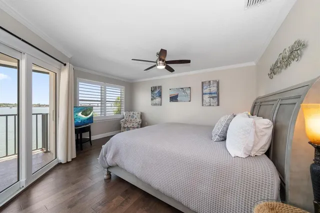 $2,925,000 | 14 Sunset Bay Drive, Belleair, FL 33756