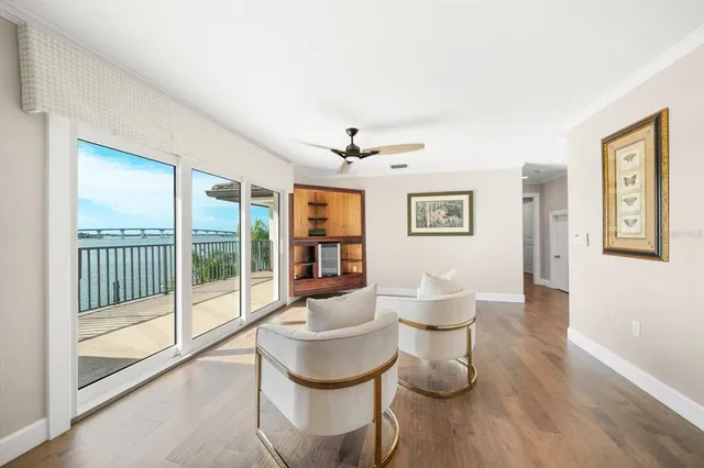 $2,925,000 | 14 Sunset Bay Drive, Belleair, FL 33756