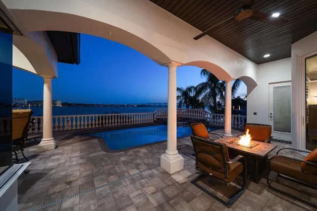 $2,925,000 | 14 Sunset Bay Drive, Belleair, FL 33756