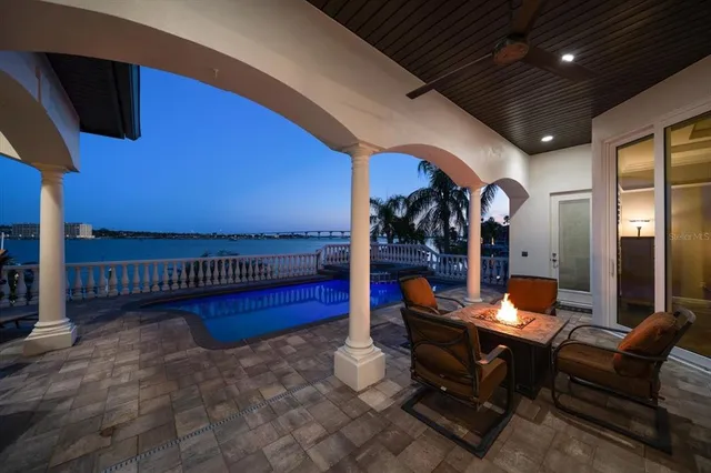 $2,925,000 | 14 Sunset Bay Drive, Belleair, FL 33756