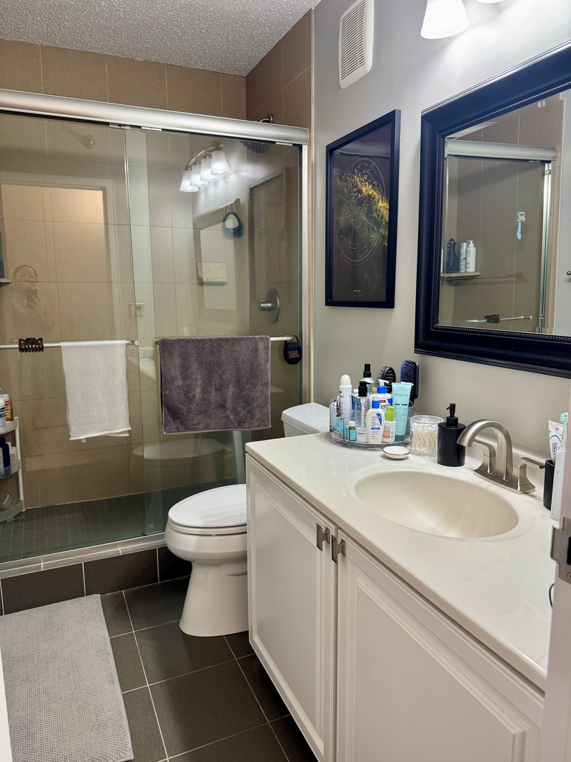 111 West Maple Street, Unit 1501 Chicago, IL 60610 - Photo 9 of 17