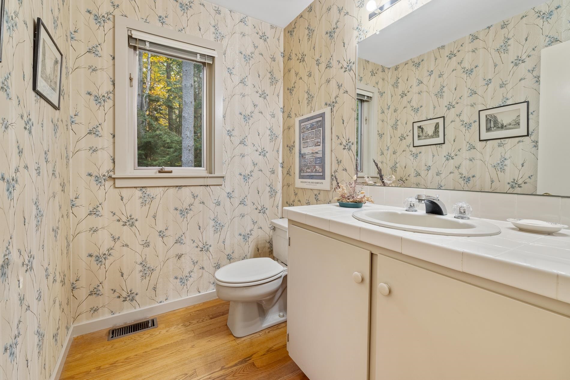 398 Hawk Pine Road Norwich, VT 05055 - Photo 6 of 40