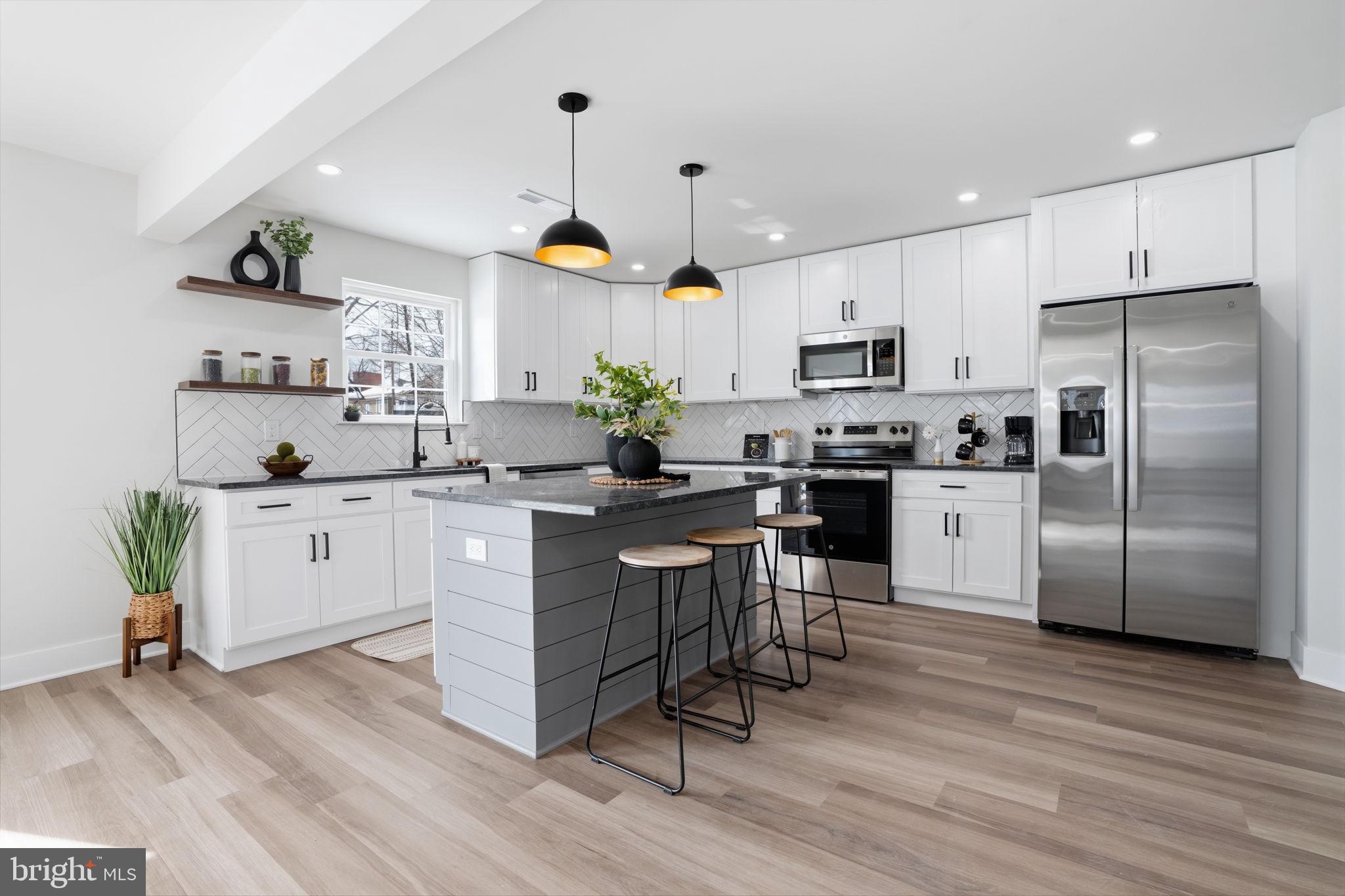 705 Merlin Street Bristol, PA 19007 - Photo 11 of 37