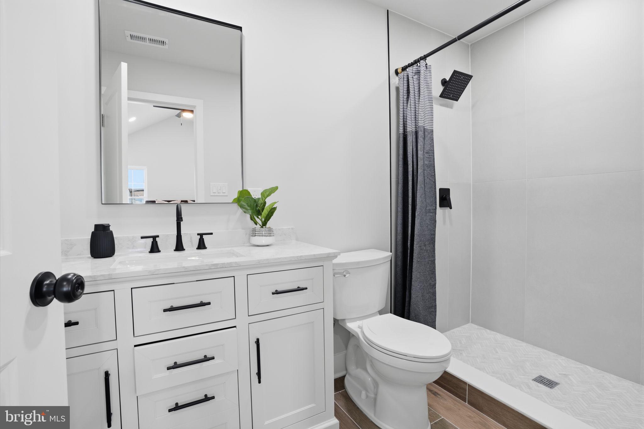 705 Merlin Street Bristol, PA 19007 - Photo 28 of 37 Primary Bath