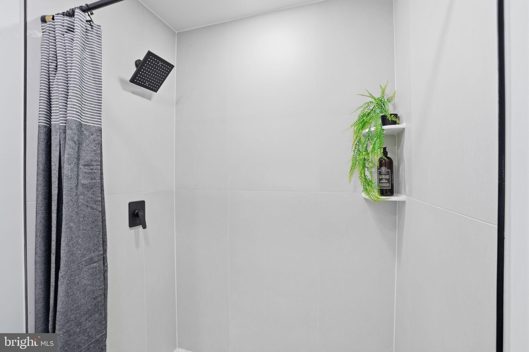 705 Merlin Street Bristol, PA 19007 - Photo 29 of 37 Primary Bath