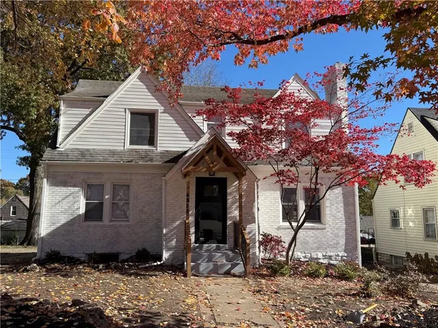 $465,000 | 6531 Holmes Road, Kansas City, MO 64131