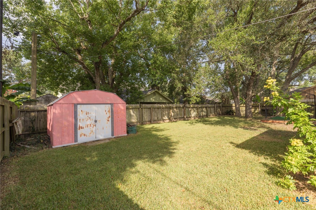 410 Paisano Drive Victoria, TX 77904 - Photo 6 of 26 Gallery Image 6