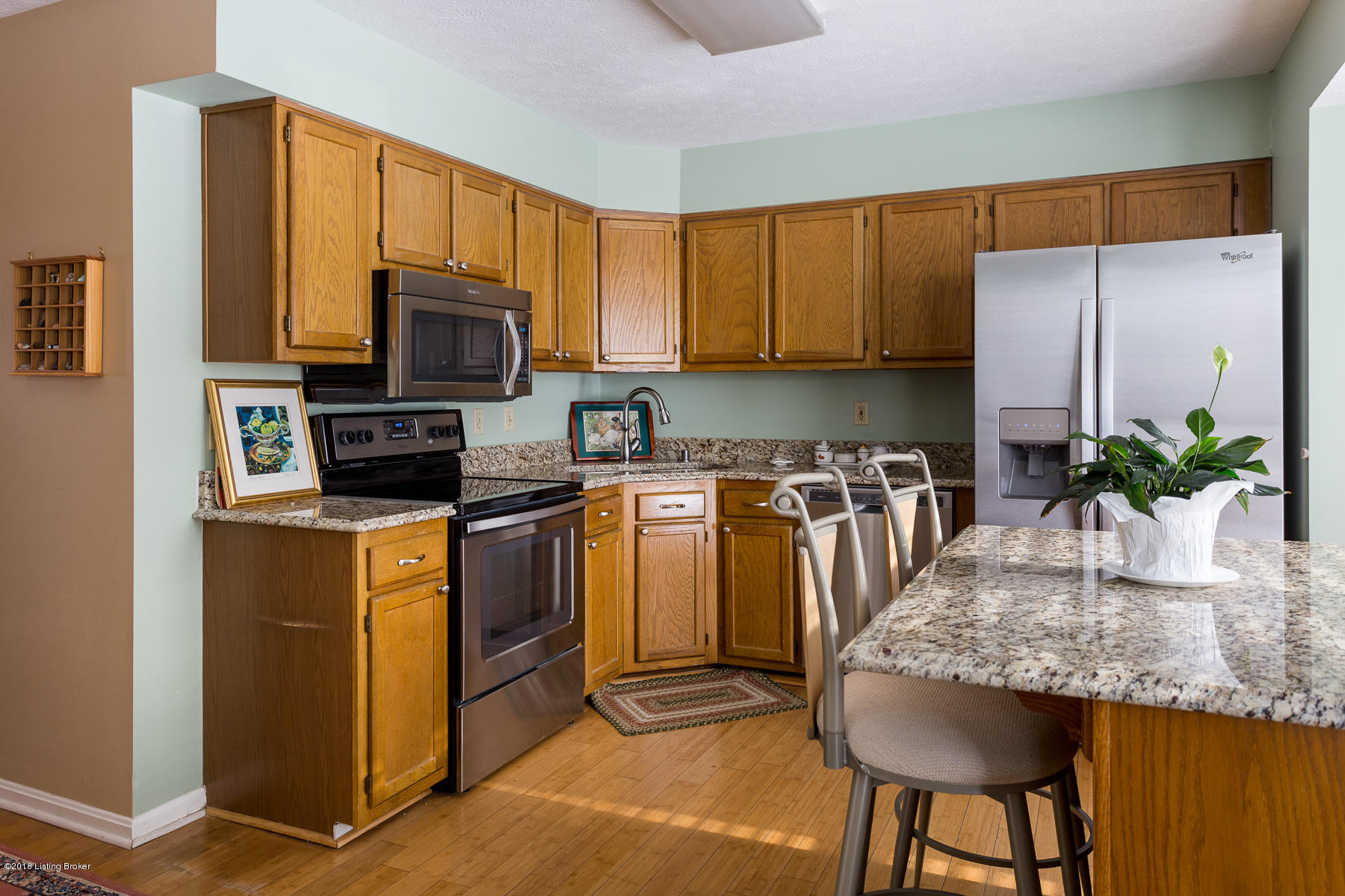 11026 Booker Road Louisville, KY 40223 - Photo 4 of 27 Appliances & granite 2014