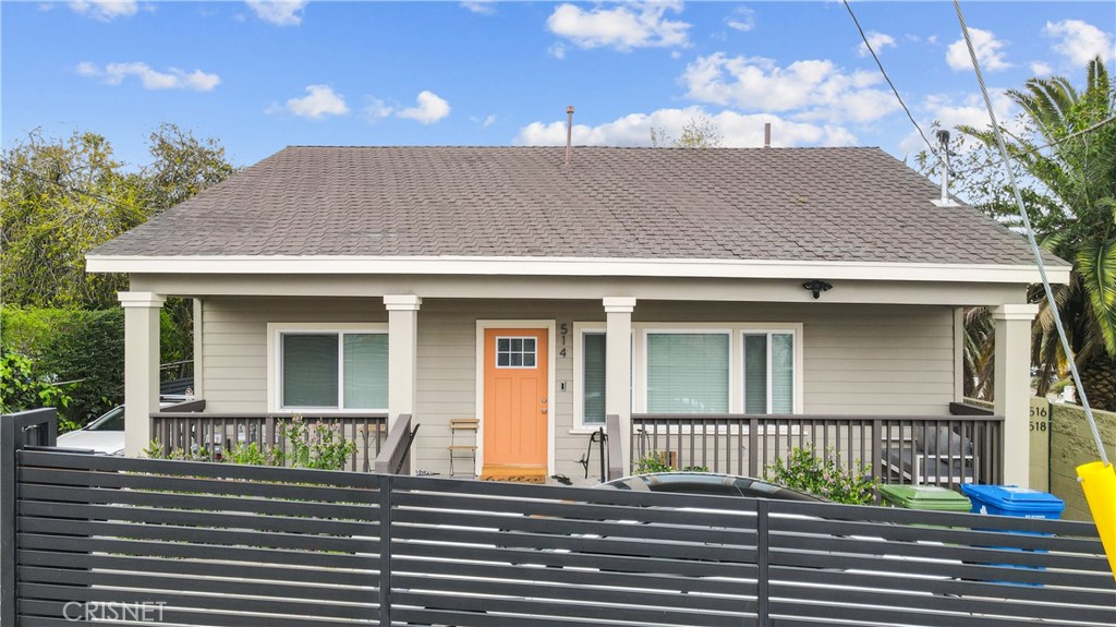 514 Rosemont Avenue Los Angeles, CA 90026 - Photo 1 of 48 a front view of a house