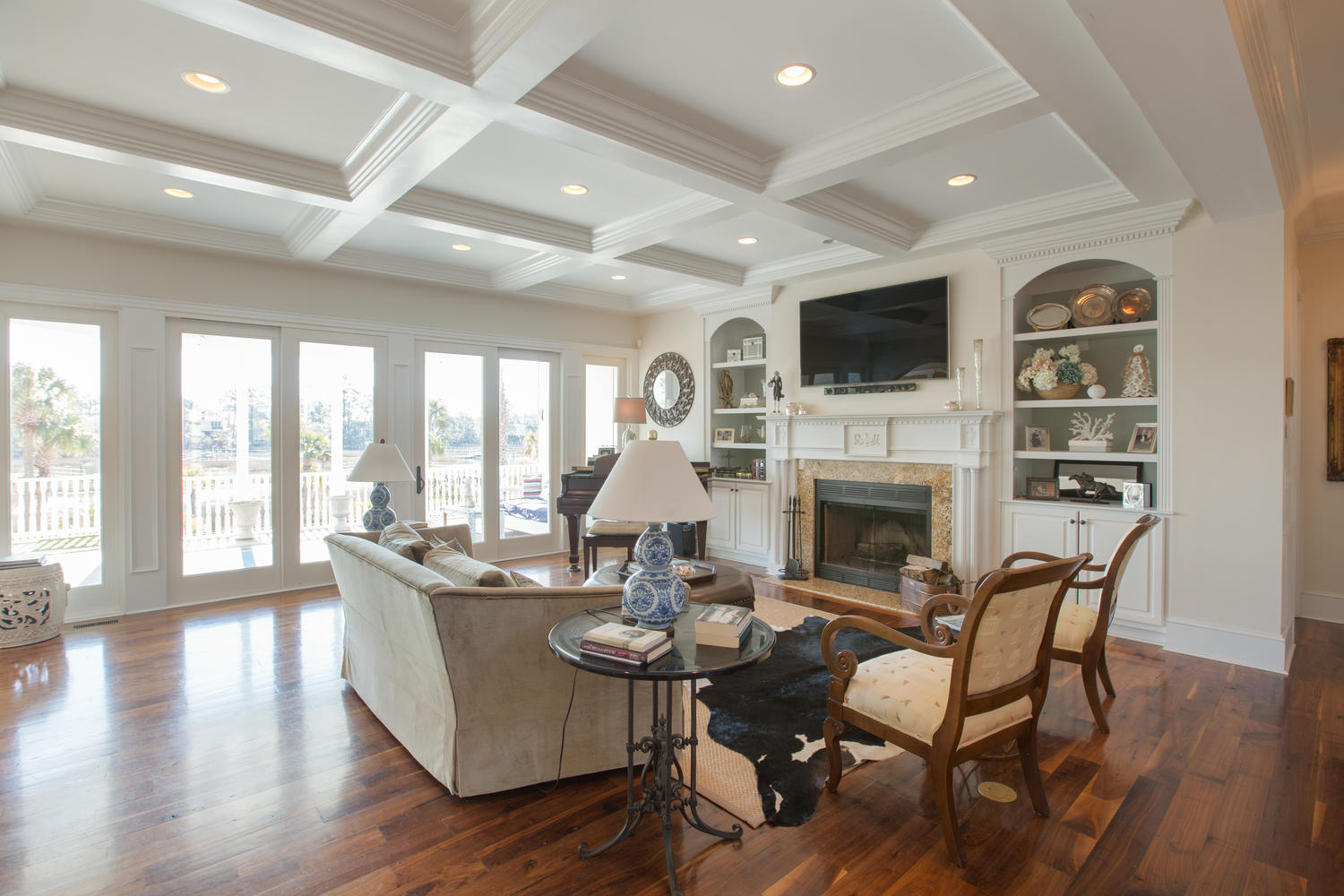 2011 Shell Ring Circle Mount Pleasant, SC 29466 - Photo 14 of 24 Great Room