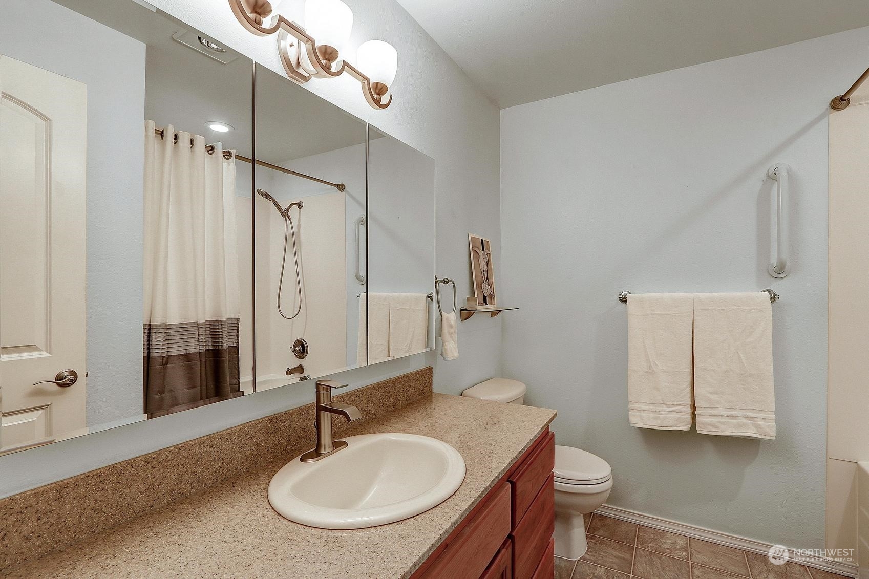 7811 218th Street Southwest, Unit 35 Edmonds, WA 98026 - Photo 9 of 15 Gallery Image 9