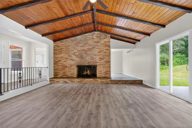 $555,000 | 7 Penny Lane, Marlboro, NY 12542