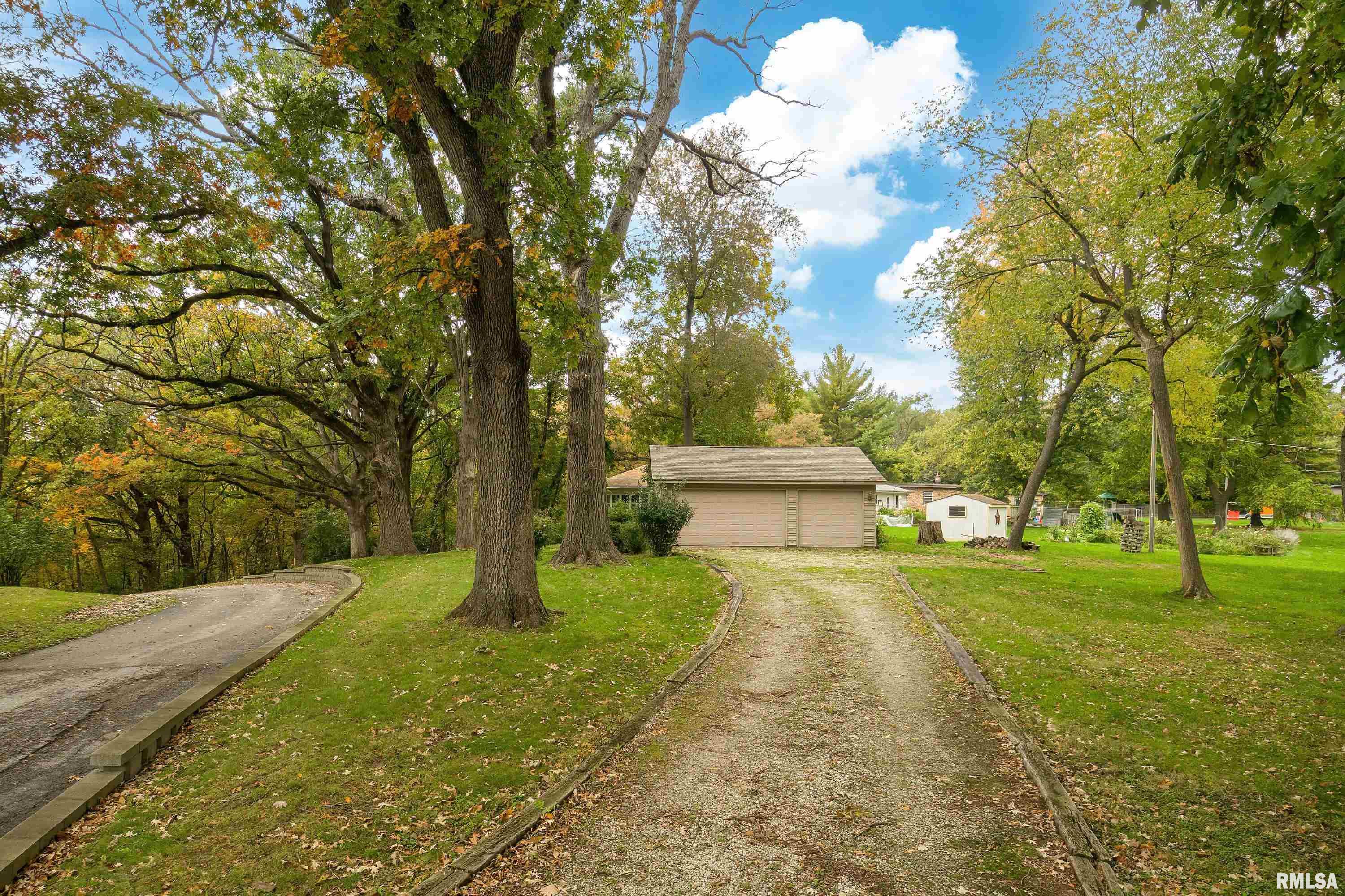 3752 47th St Drive Moline, IL 61265 - Photo 32 of 37