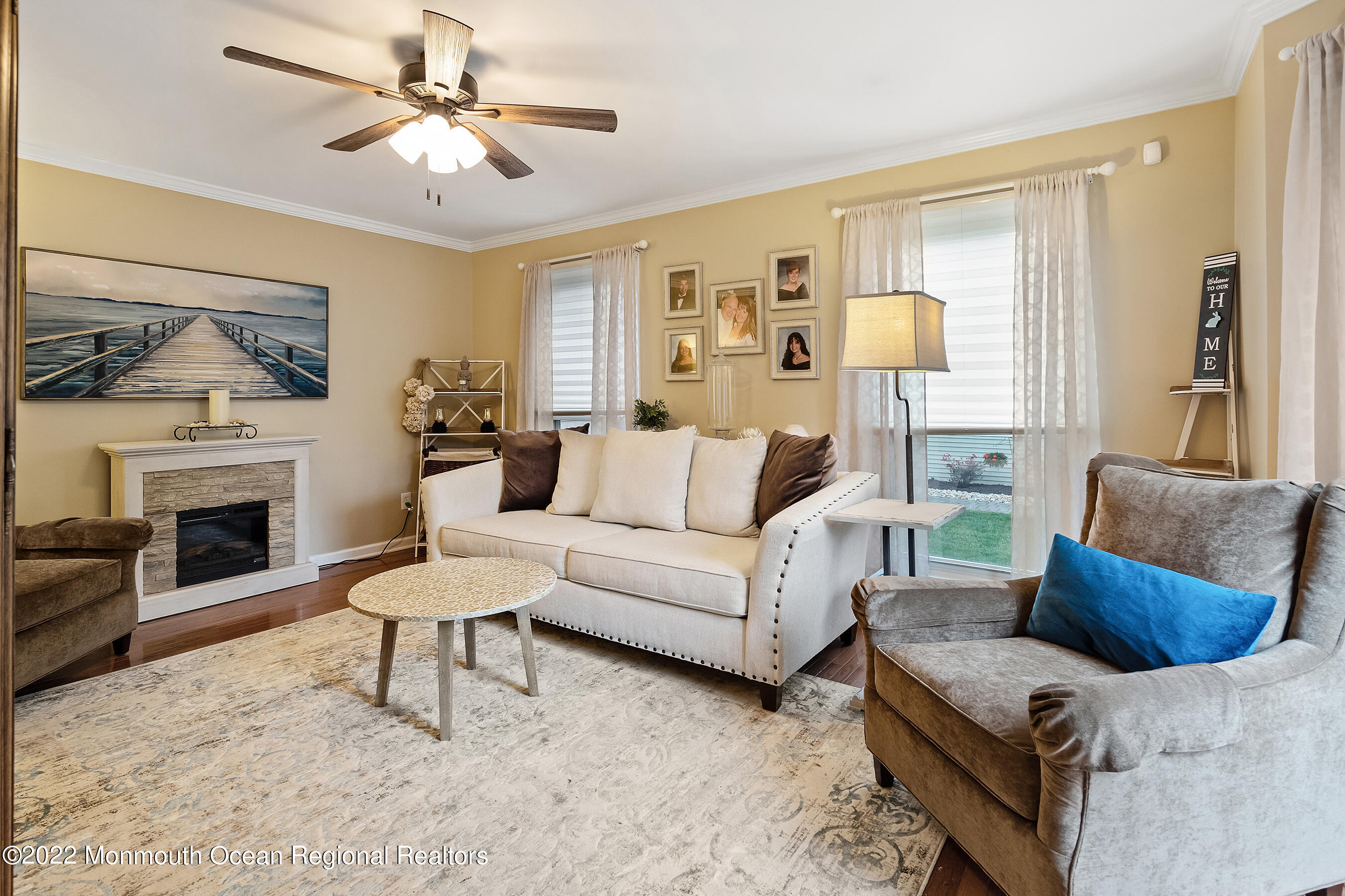 7 Sami Drive Howell, NJ 07731 - Photo 4 of 31 LIVING ROOM