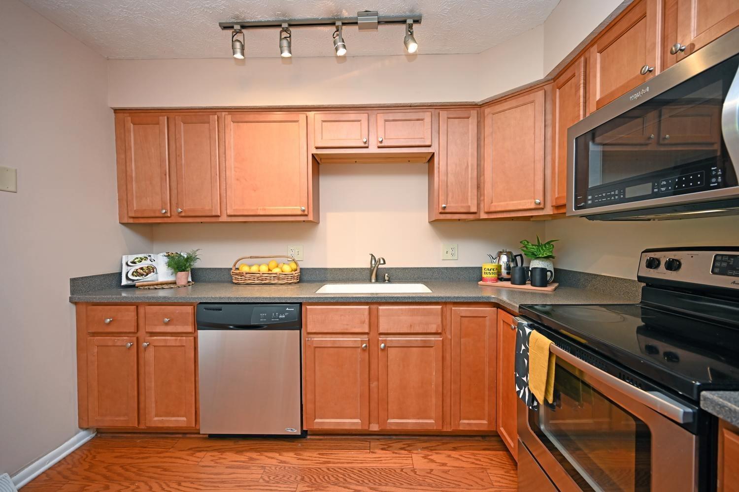 5217 Rapid Run Road Cincinnati, OH 45238 - Photo 10 of 33 Gallery Image 10