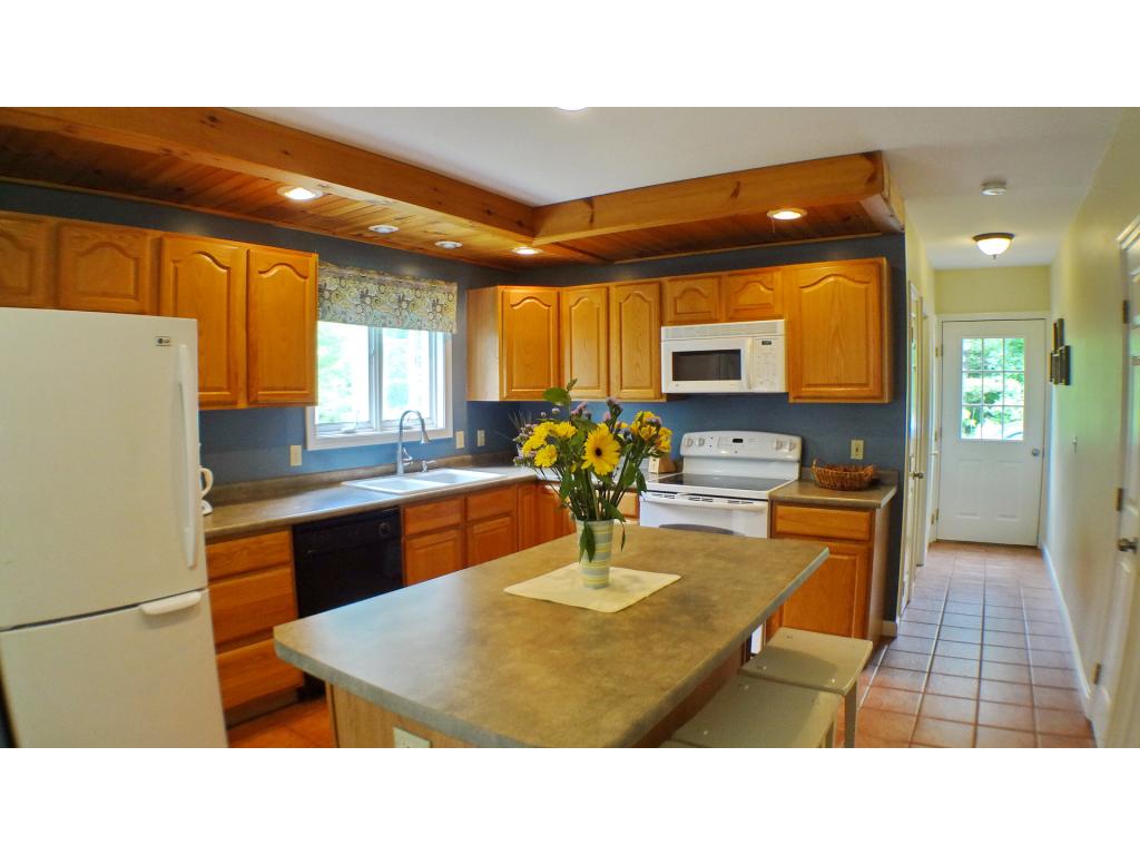 80 Scoby Road Francestown, NH 03043 - Photo 3 of 24