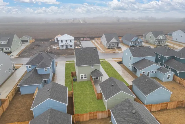 $324,000 | 112 Elm Br Trail, Taylor, TX 76574