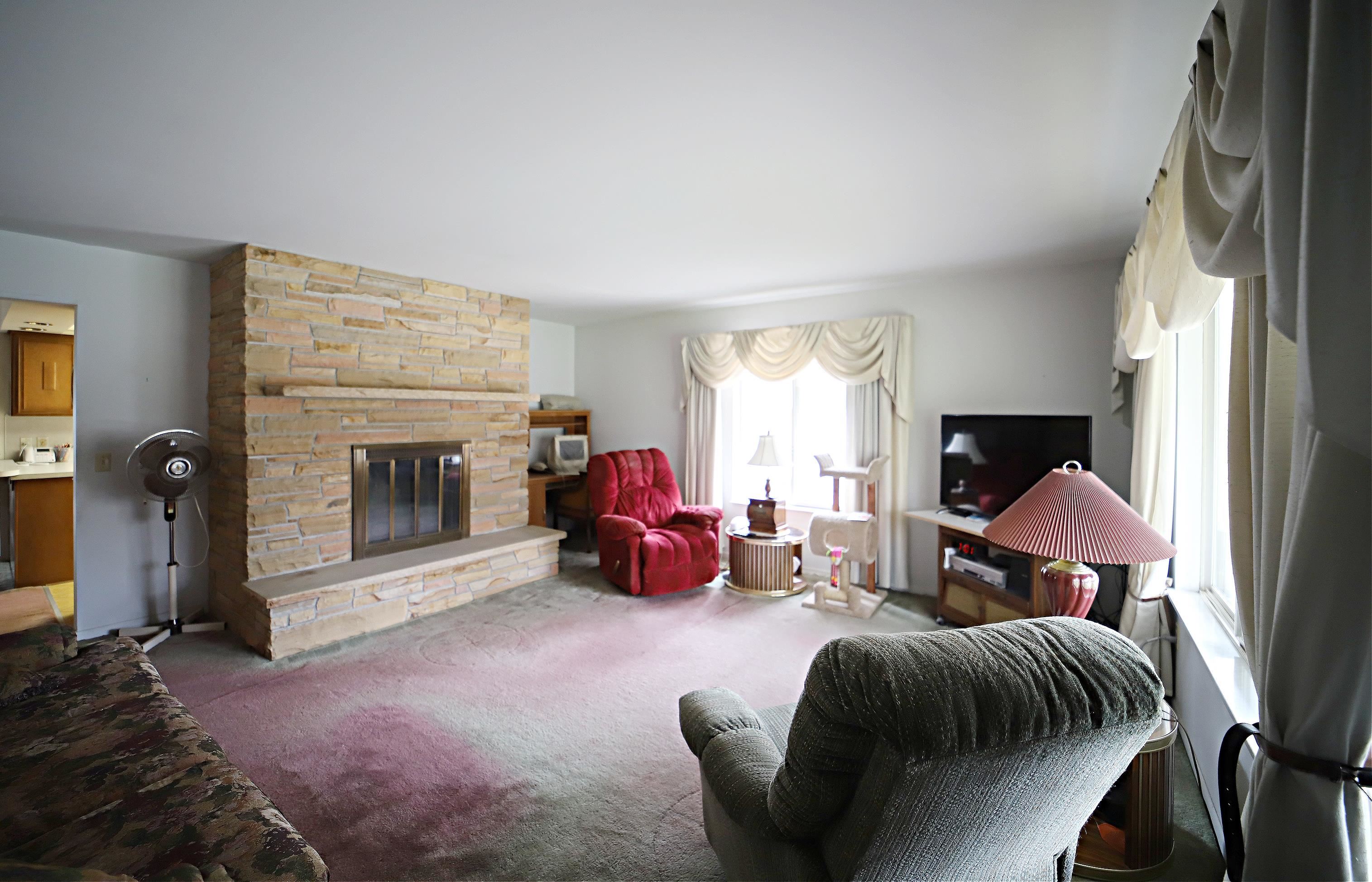 2287 South State Road Davison, MI 48423 - Photo 3 of 27