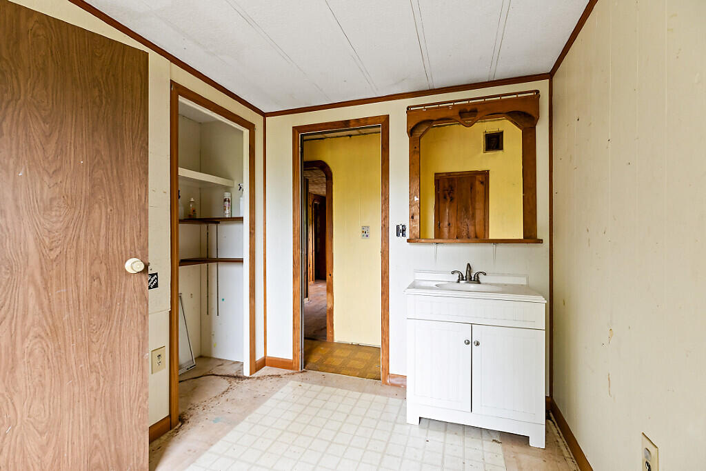 156 Bridge Road Brunswick, ME 04011 - Photo 22 of 40 19_BP5A2243_DxO_mls