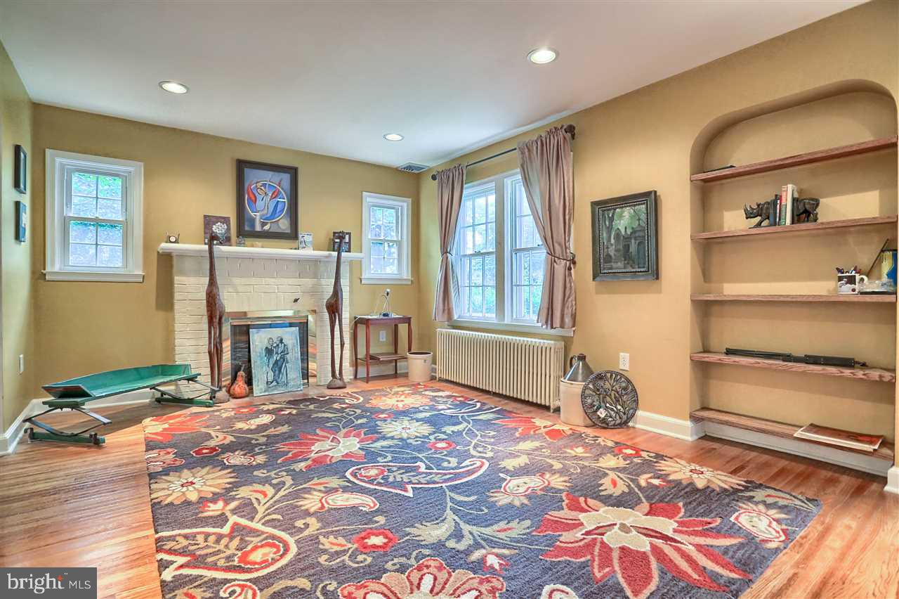 31 Reynolds Mill Road York, PA 17403 - Photo 3 of 27 Gallery Image 3