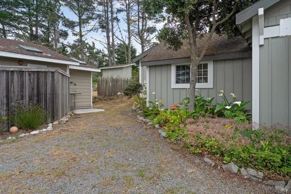 $1,190,000 | 1534 Highway 1, Bodega Bay, CA 94923