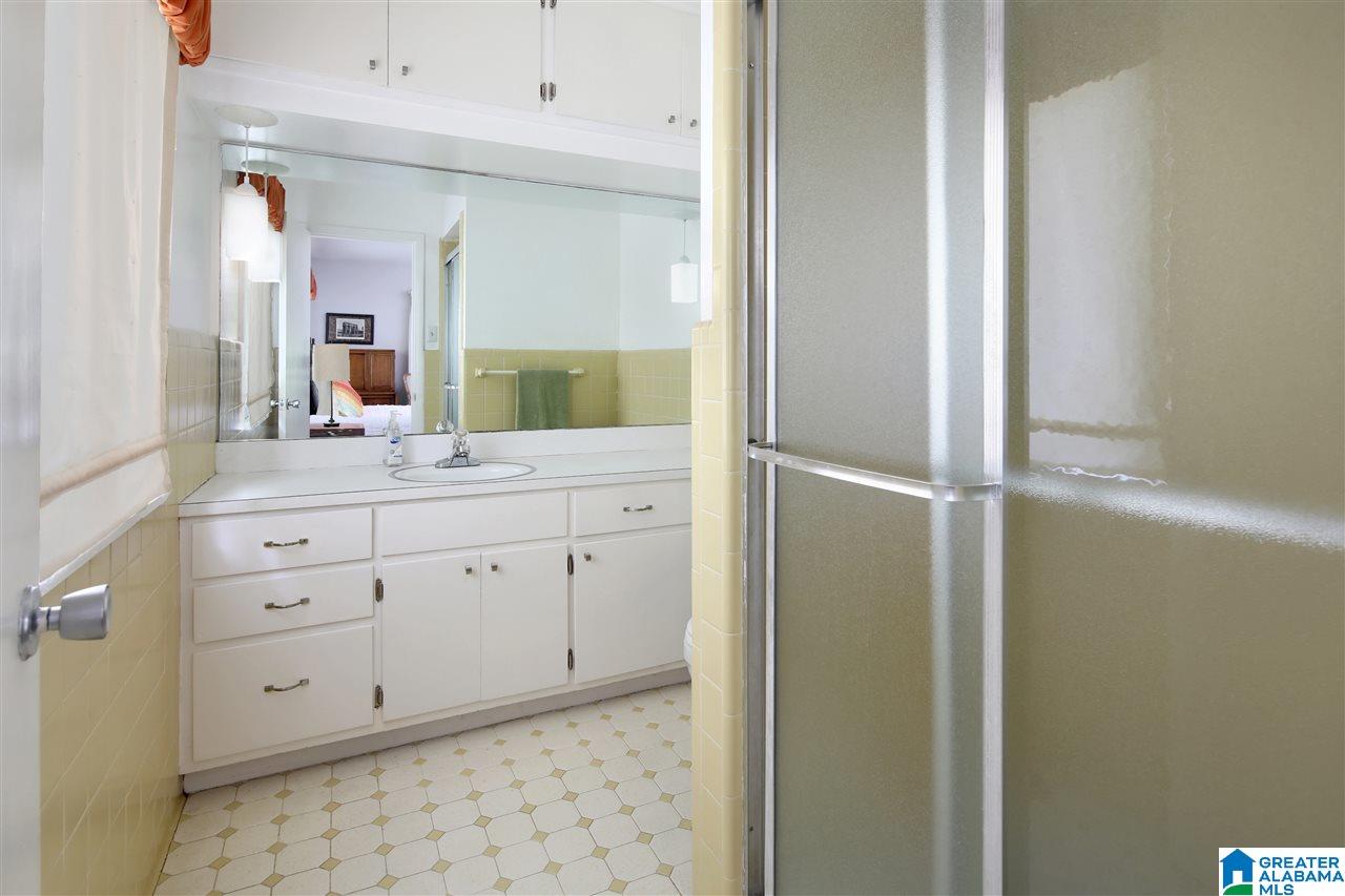 4208 Stone River Road Birmingham, AL 35213 - Photo 20 of 39