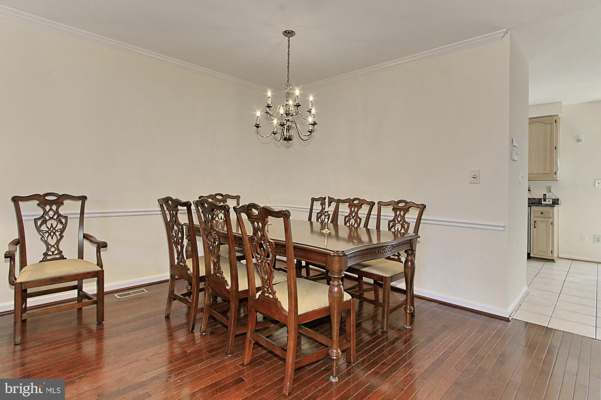 5817 Clapham Road Alexandria, VA 22315 - Photo 11 of 43