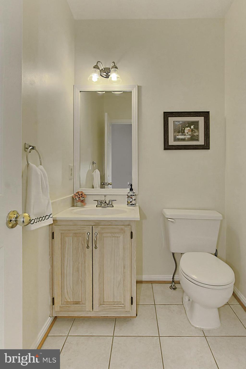 5817 Clapham Road Alexandria, VA 22315 - Photo 19 of 43