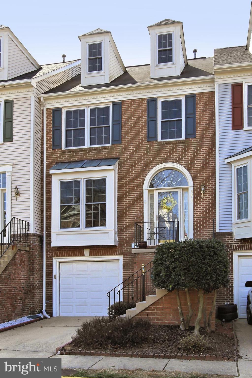 5817 Clapham Road Alexandria, VA 22315 - Photo 3 of 43