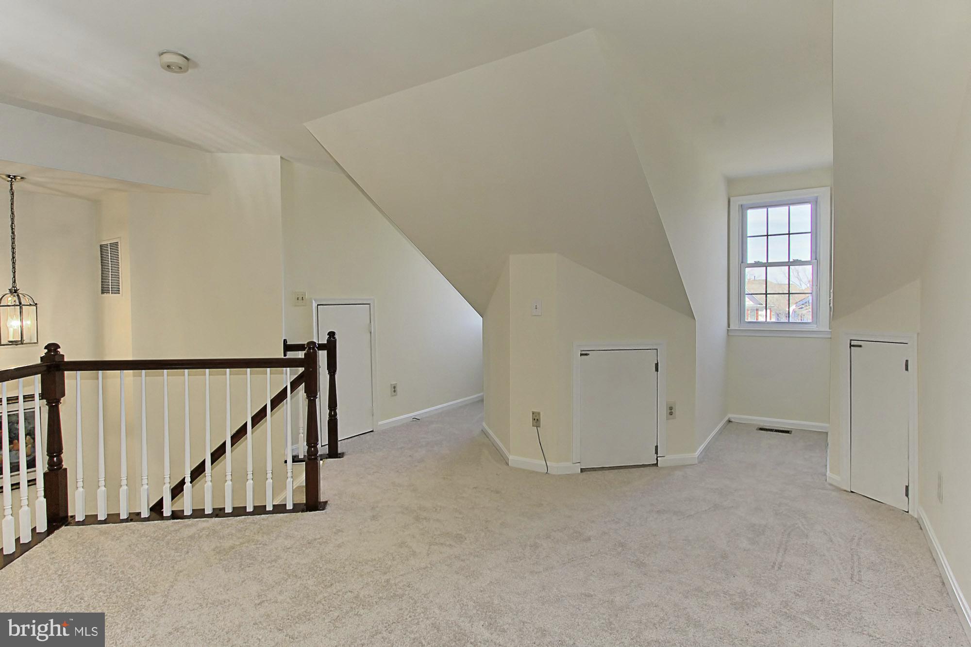 5817 Clapham Road Alexandria, VA 22315 - Photo 27 of 43