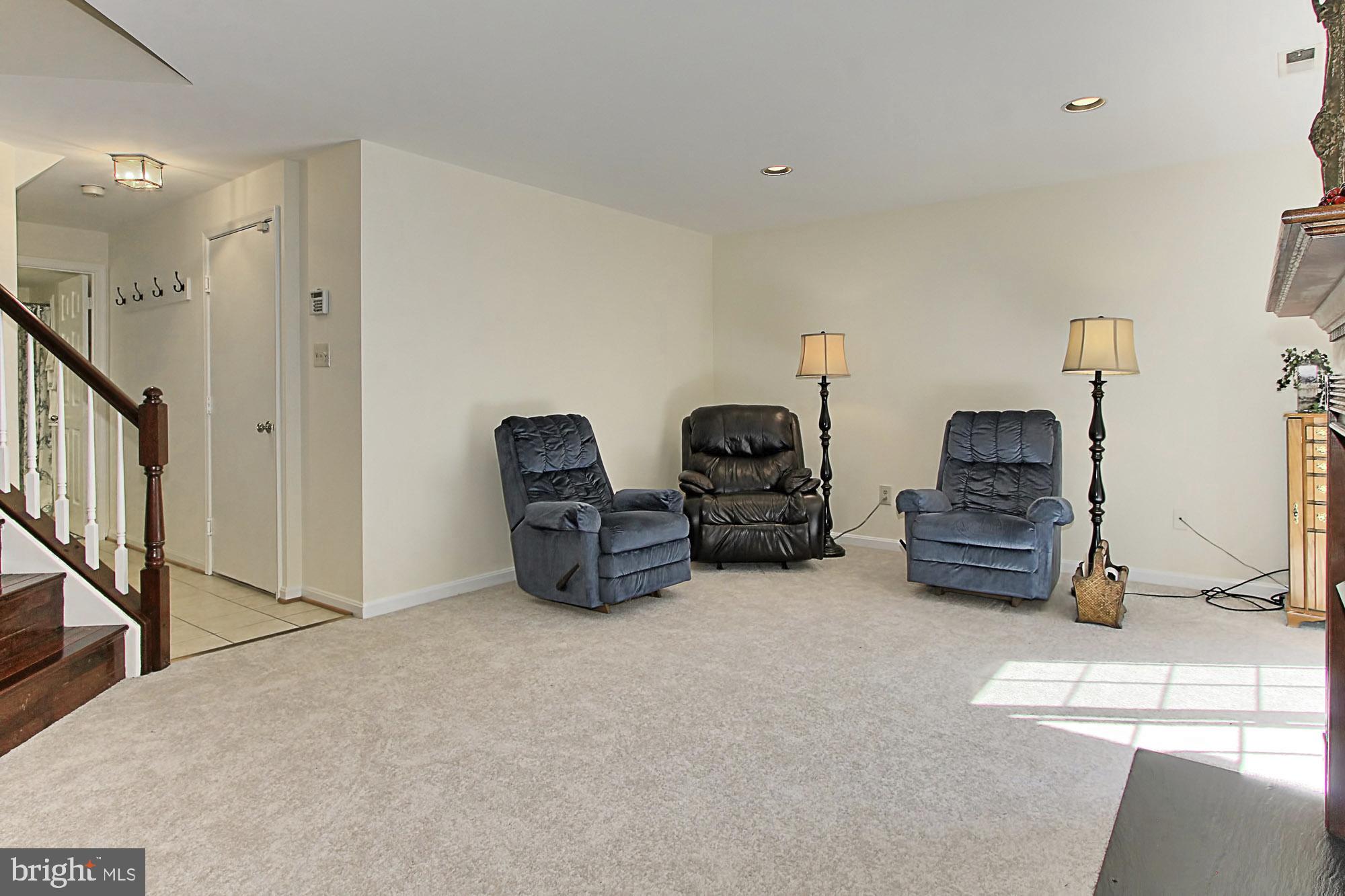 5817 Clapham Road Alexandria, VA 22315 - Photo 32 of 43