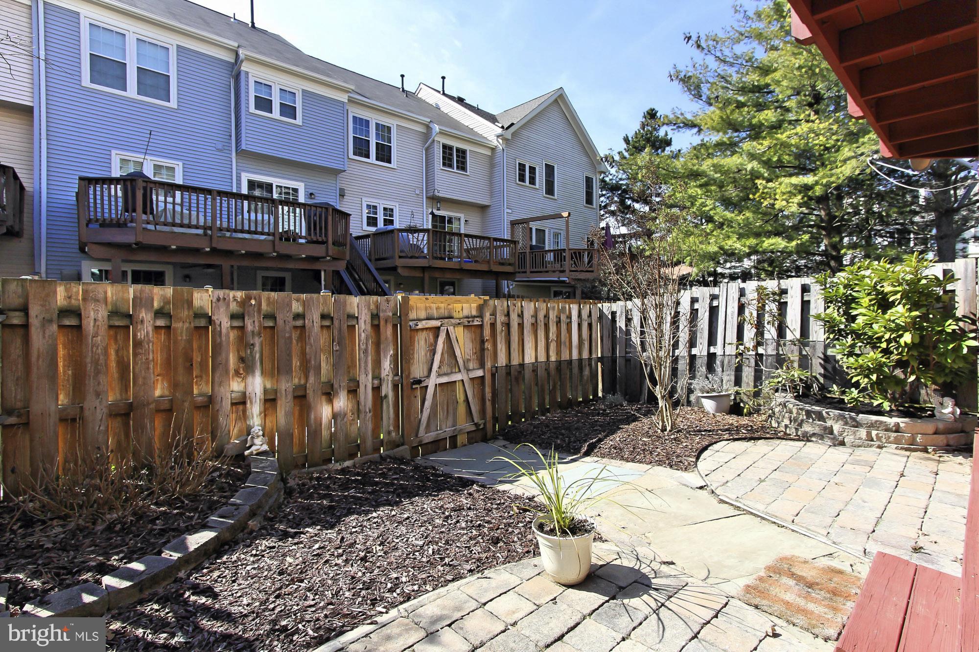 5817 Clapham Road Alexandria, VA 22315 - Photo 40 of 43