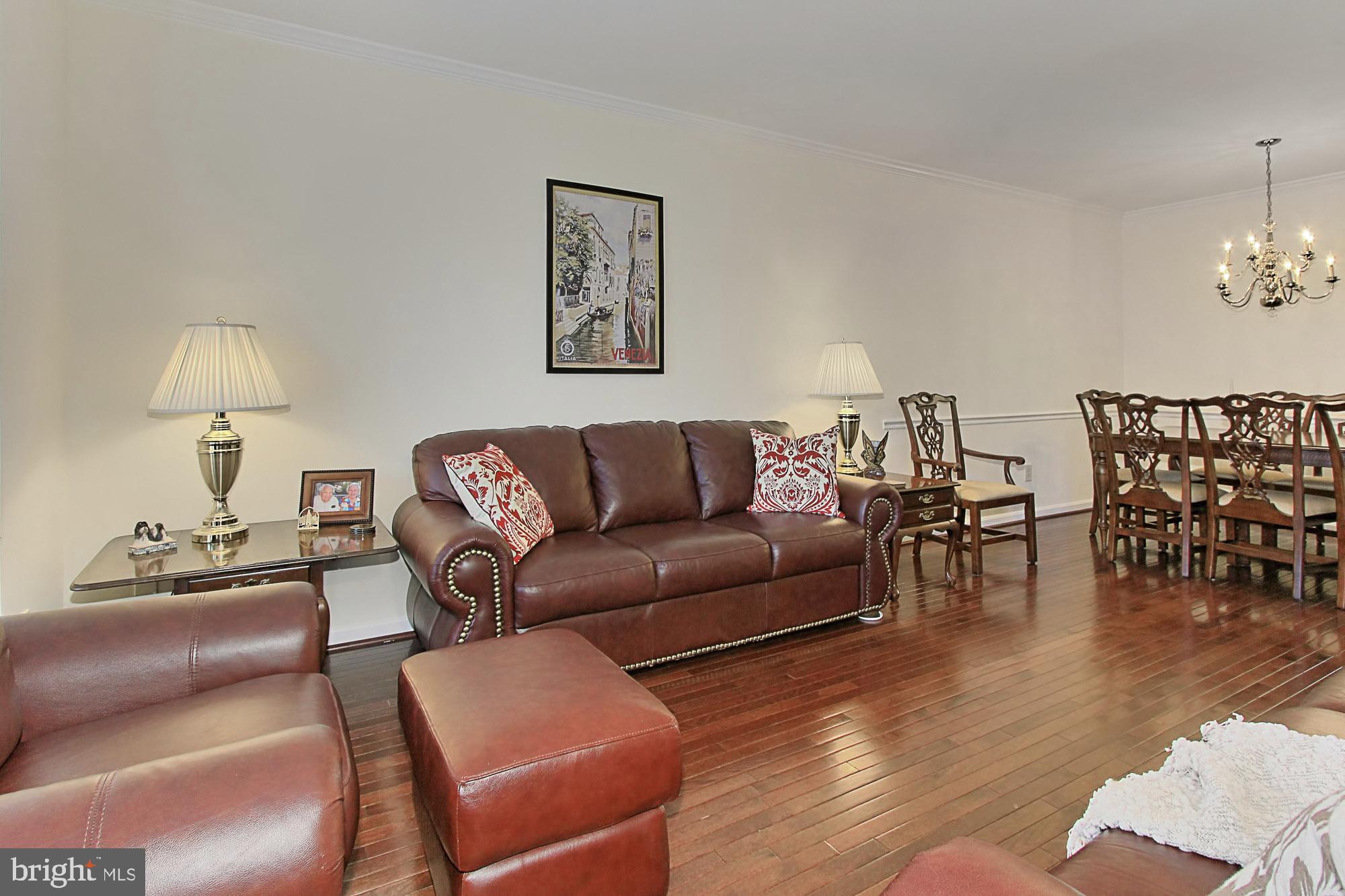 5817 Clapham Road Alexandria, VA 22315 - Photo 9 of 43