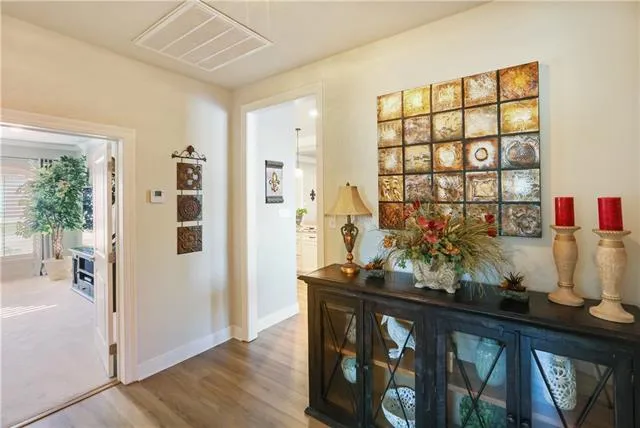 $670,000 | 832 Manor Lane, Covington, LA 70433