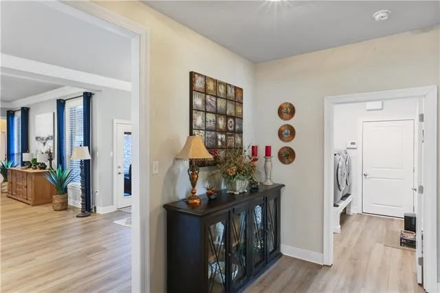 $670,000 | 832 Manor Lane, Covington, LA 70433