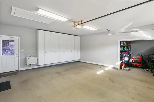 $670,000 | 832 Manor Lane, Covington, LA 70433