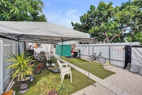 $450,000 | 1732 West 72nd Street, Unit 1732, Hialeah, FL 33014