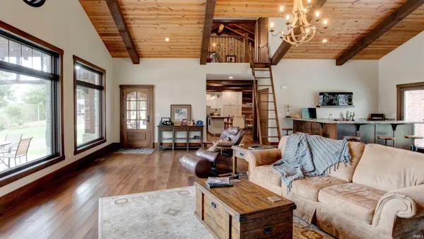 $925,000 | 17605 Buzzard Roost Road, Cannelton, IN 47520