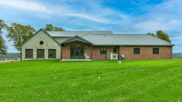 $925,000 | 17605 Buzzard Roost Road, Cannelton, IN 47520