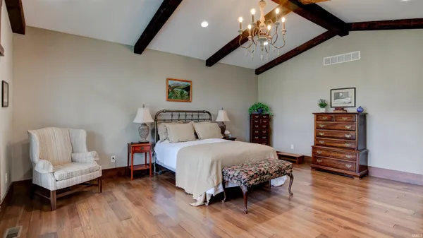 $850,000 | 17605 Buzzard Roost Road, Cannelton, IN 47520