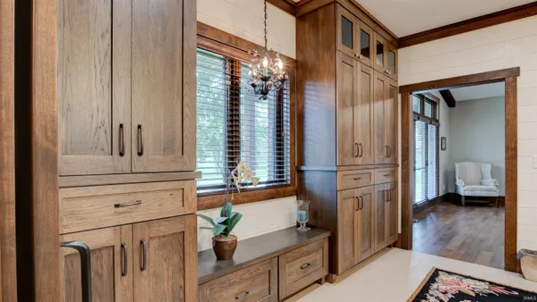 $925,000 | 17605 Buzzard Roost Road, Cannelton, IN 47520