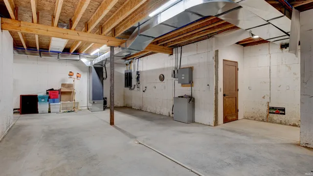 $995,000 | 17605 Buzzard Roost Road, Cannelton, IN 47520