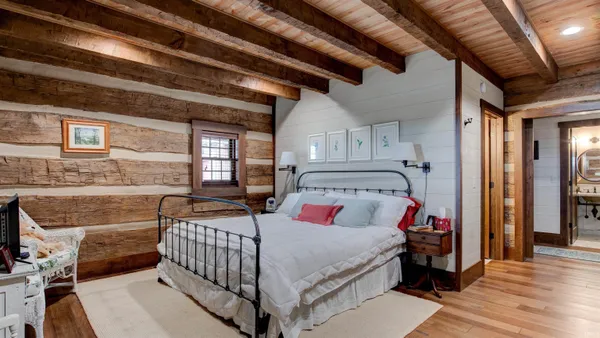 $925,000 | 17605 Buzzard Roost Road, Cannelton, IN 47520