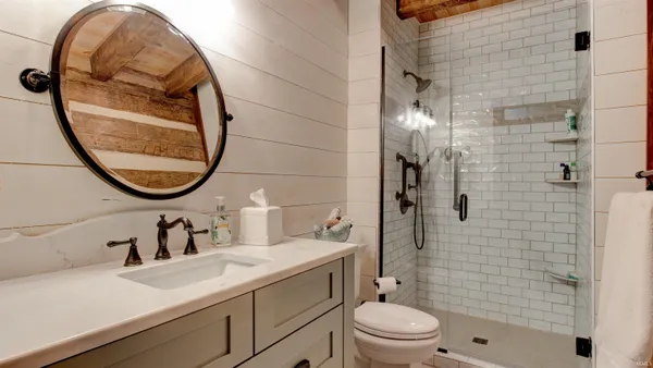 $925,000 | 17605 Buzzard Roost Road, Cannelton, IN 47520